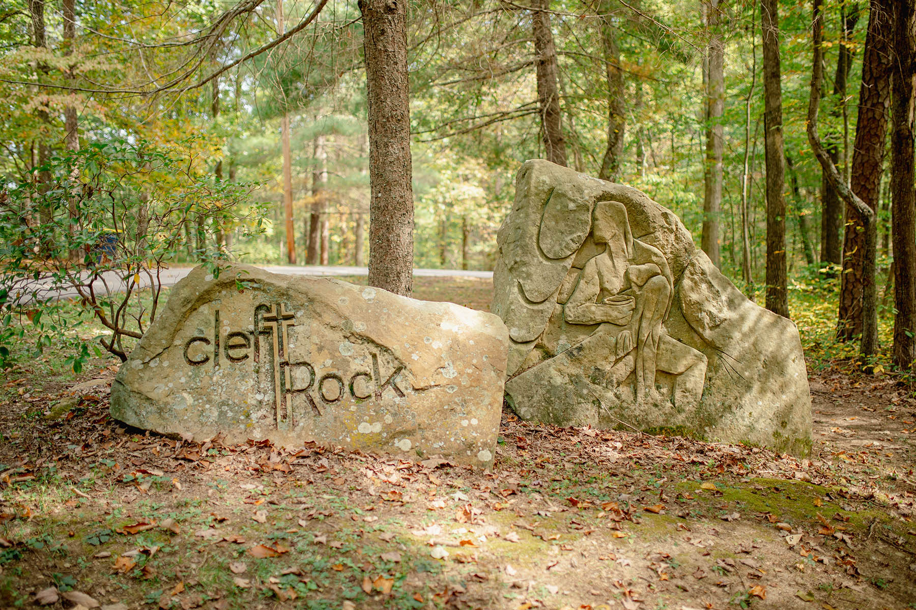 cleftRock_marker-stones-cleftRock-retreat-center